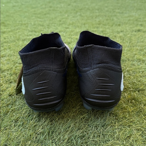 Nike Phantom 6 High Elite FG main image 5